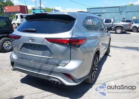 2021 Toyota Highlander Xse z USA, uszkodzony, nr VIN 5TDLZRBH2MS113445